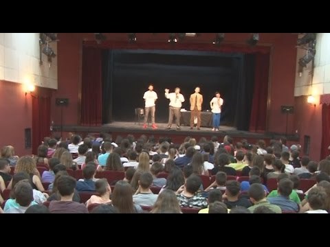 Napoli - Assolti , spettacolo teatrale per ricordare Falcone e Borsellino (12.05.15)