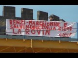 Napoli - Ex operai Fiat protestano sulla gru della metro (11.05.15)