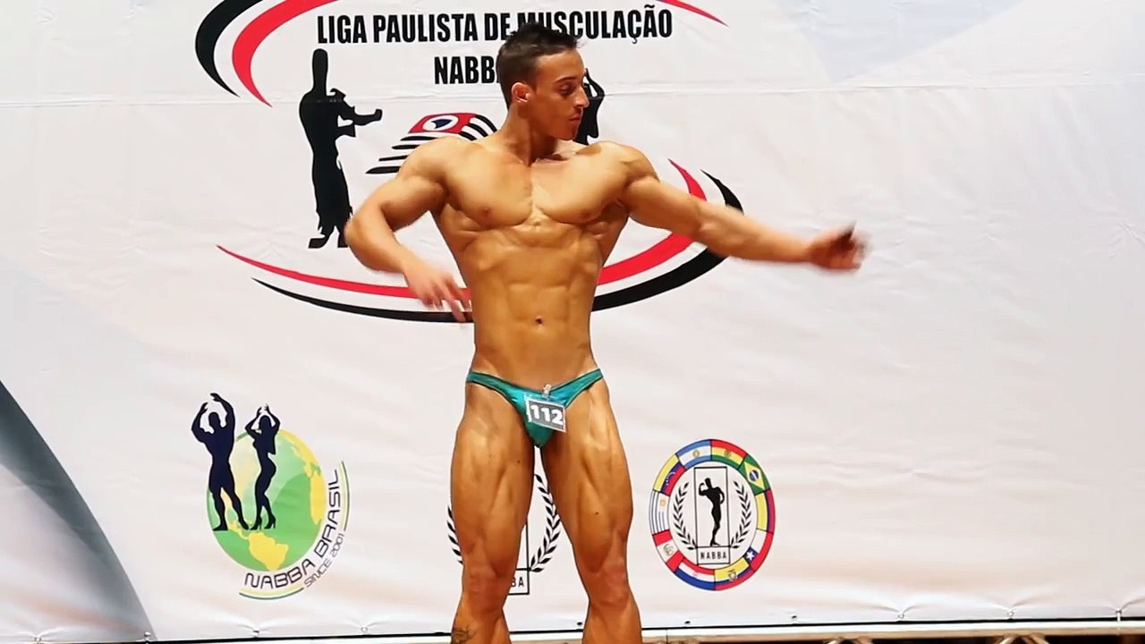 Capixaba Allan Pagotto, de 17 anos, é campeão subjunior de fisiculturismo