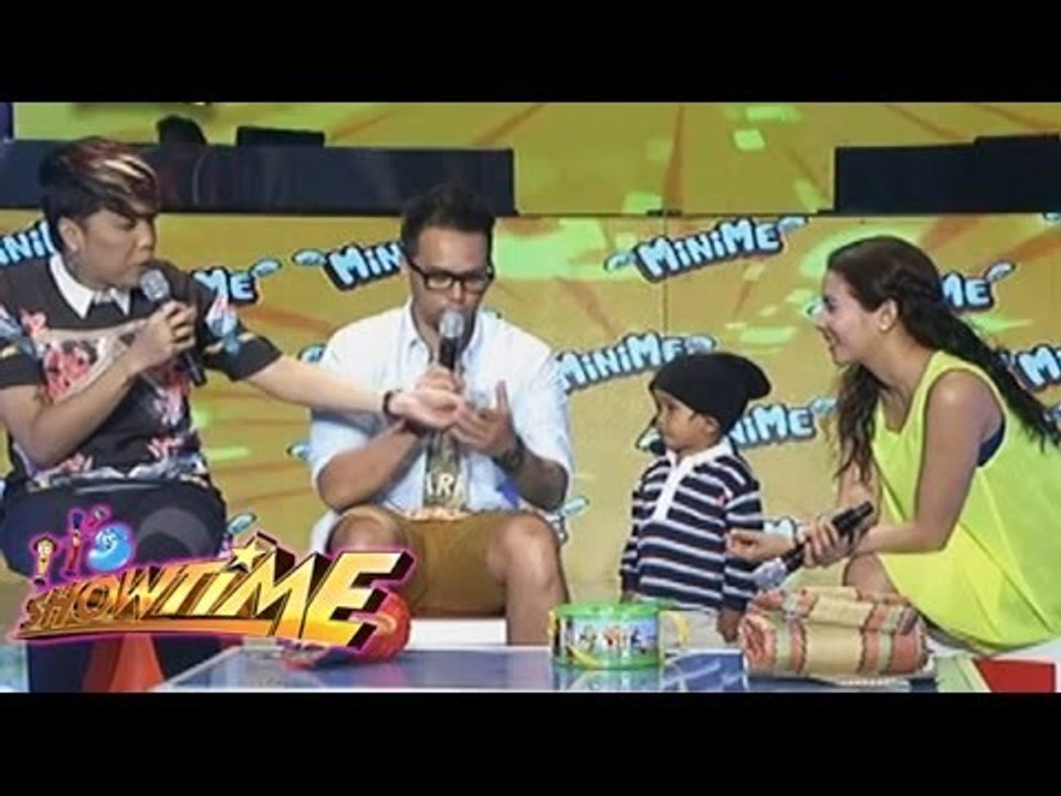 Vice Ganda, binigyan ng pambili ng "Bike Ganda" ang Mini Me ni Mura