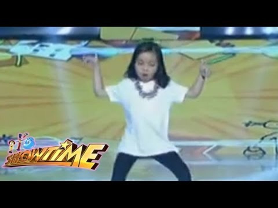 MiniMe ni Teacher Georcelle, humataw ala G-Force