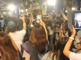 Kathryn Bernardo & Daniel Padilla mobbed by raving fans in movie premiere