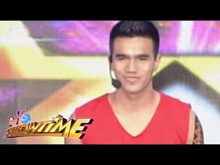 It's Showtime Kalokalike: Marc Pingris