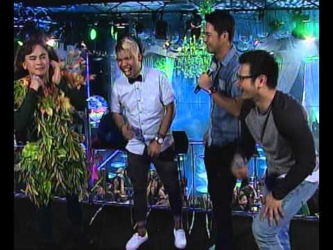 BANANA SPLIT EXTRA SCOOP 03.16.13