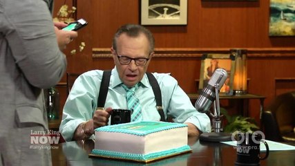 Josh Gad Helps Surprise Larry King With Cake