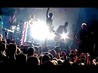 Superbus - Radio Song