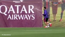 Luis Suarez trains alone for Barcelona with slight injury