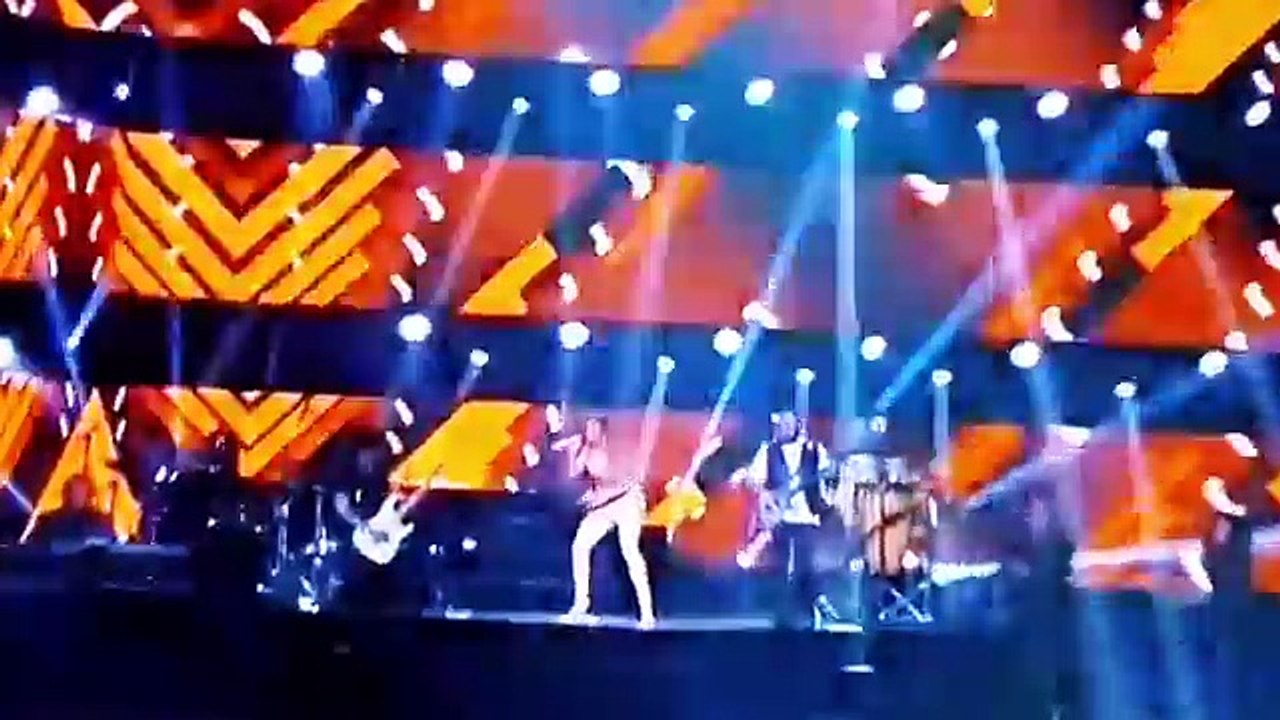 Jennifer Lopez  'Selena Tribute'