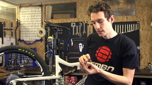 How To Stop Your Disc Brakes Squealing - Mountain Bike Maintenance Tips