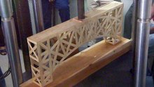 Puente de palitos de madera OlimpiAneic