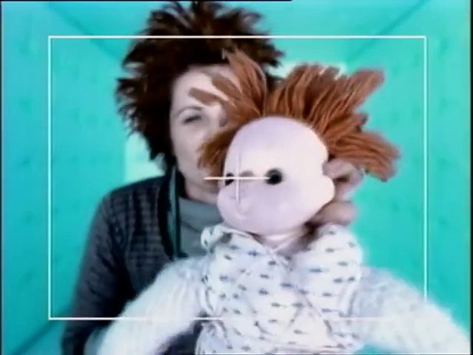 Björk - Violently Happy (Music Video)