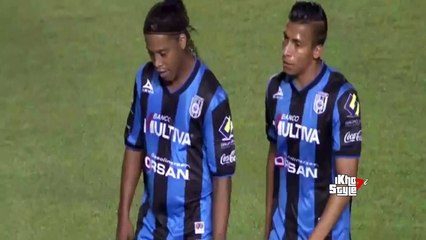 Ronaldinho se molestó al ser cambiado en victoria de Querétaro