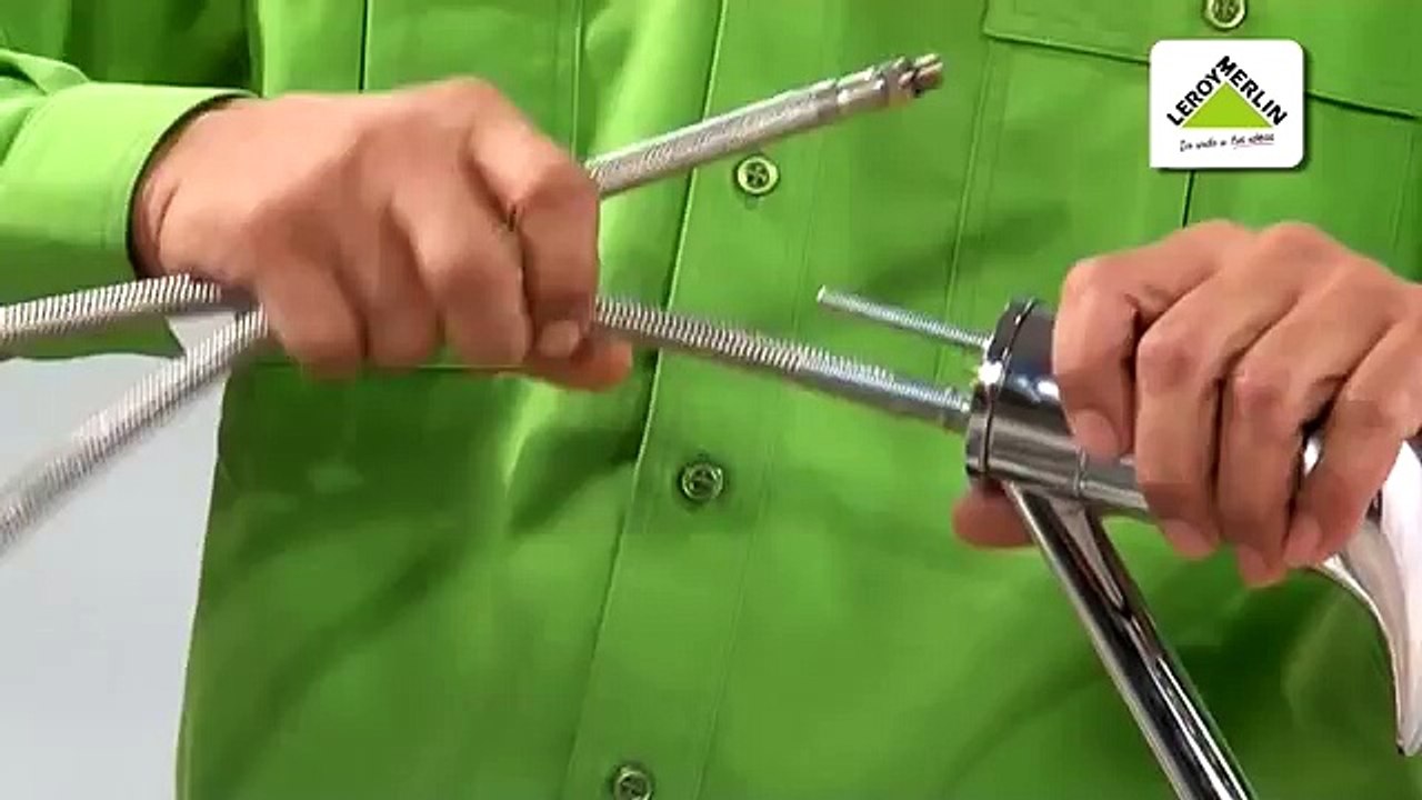 Instalar un fregadero y un grifo en una encimera (Leroy Merlin)