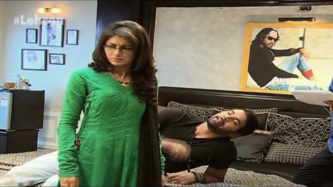 Abhi Gets COZY With Pragya _ Kumkum Bhagya _ On Location _ Zee TV