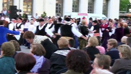 ΣΑΝ ΤΑ ΜΑΡΜΑΡΑ ΤΗΣ ΠΟΛΗΣ  Αργός Καρσιλαμάς Μικράς Ασίας