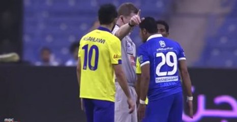 Hakeme Kafa Atan Futbolcuya 6 Ay Ceza