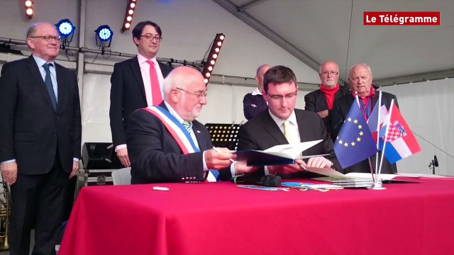 Semaine du Golfe. Ile aux Moines : jumelage en vue avec l'île de Pasman