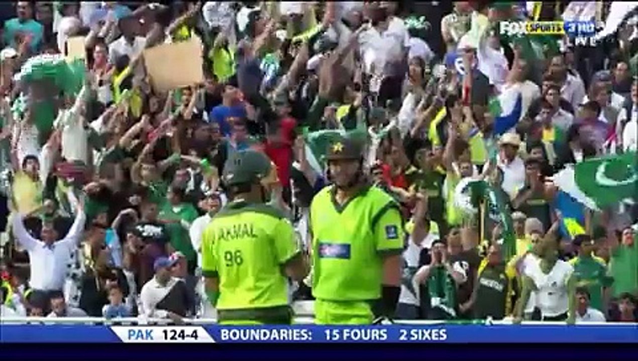 SHAHID AFRIDI presents - How to hit the World's Fastest Bowler out of the Ground