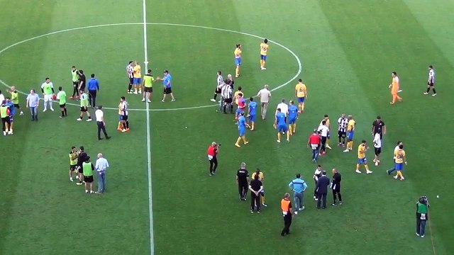 Οι αντιδράσεις μετά το τέλος του αγώνα ΑΠΟΕΛ-ΑΕΚ