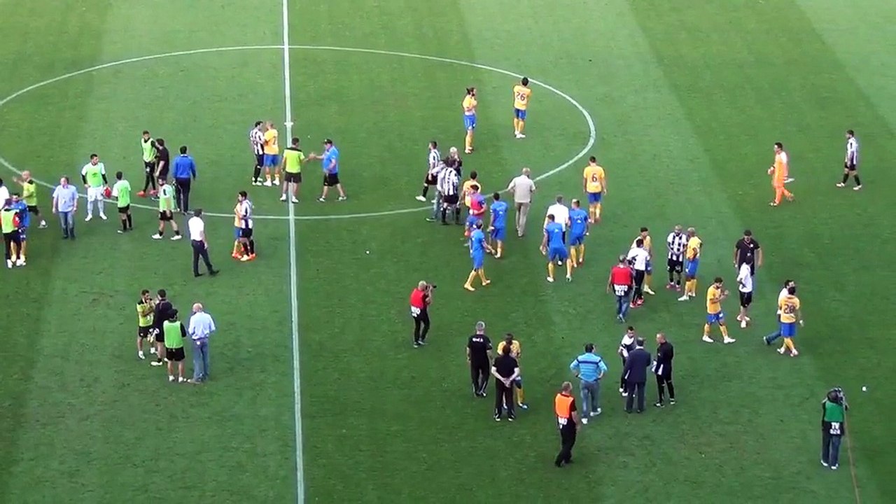 Οι αντιδράσεις μετά το τέλος του αγώνα ΑΠΟΕΛ-ΑΕΚ