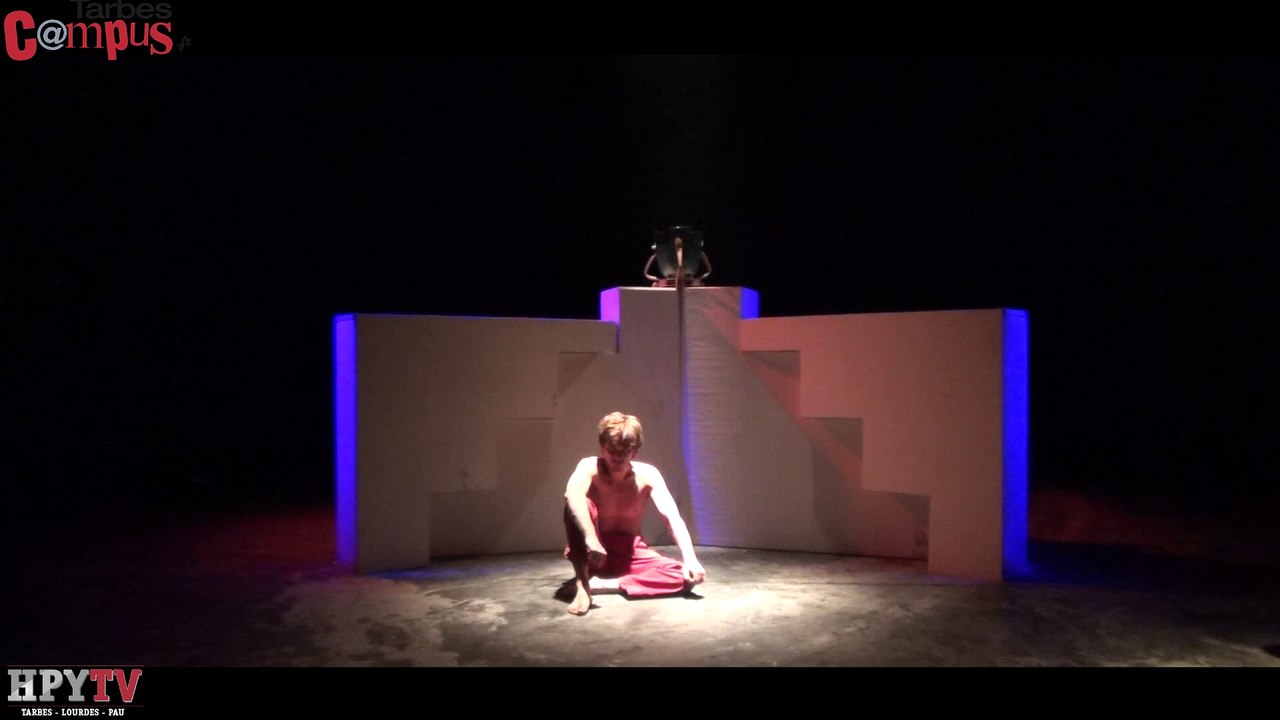 [TARBES CAMPUS] Le Pari Tarbes présente L'Iliade (16 mai 2015)