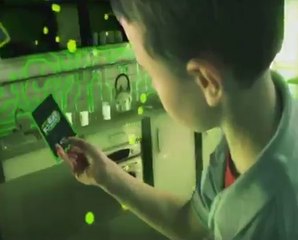 Ben 10 Alien Adventures Magazine and Trading Card Collection