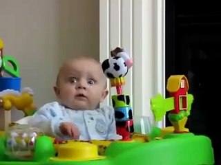FUNNY BABY WHO FRIGHTENS