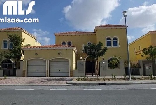 A 4 Bedroom Legacy Style Villa in Package 2a Jumeirah Park Close to Jumeirah Islands Vacant Soon - mlsae.com