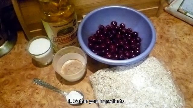 Bake a Healthy Oatmeal and Berries Cake - DIY Food & Drinks - Guidecentral