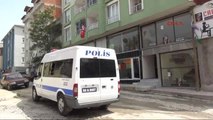Çorlu'da Hdp?liler AK Parti Aracına Saldırdı
