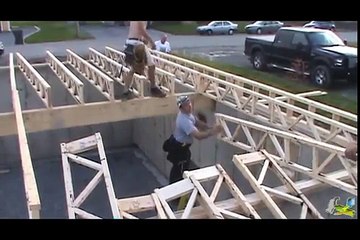 Installation de la poutre et des poutrelles de plancher