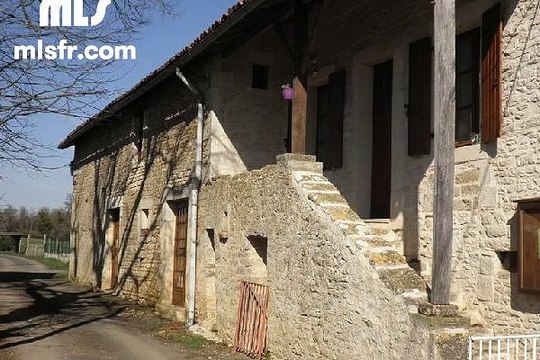 Maison comportant 2 logements