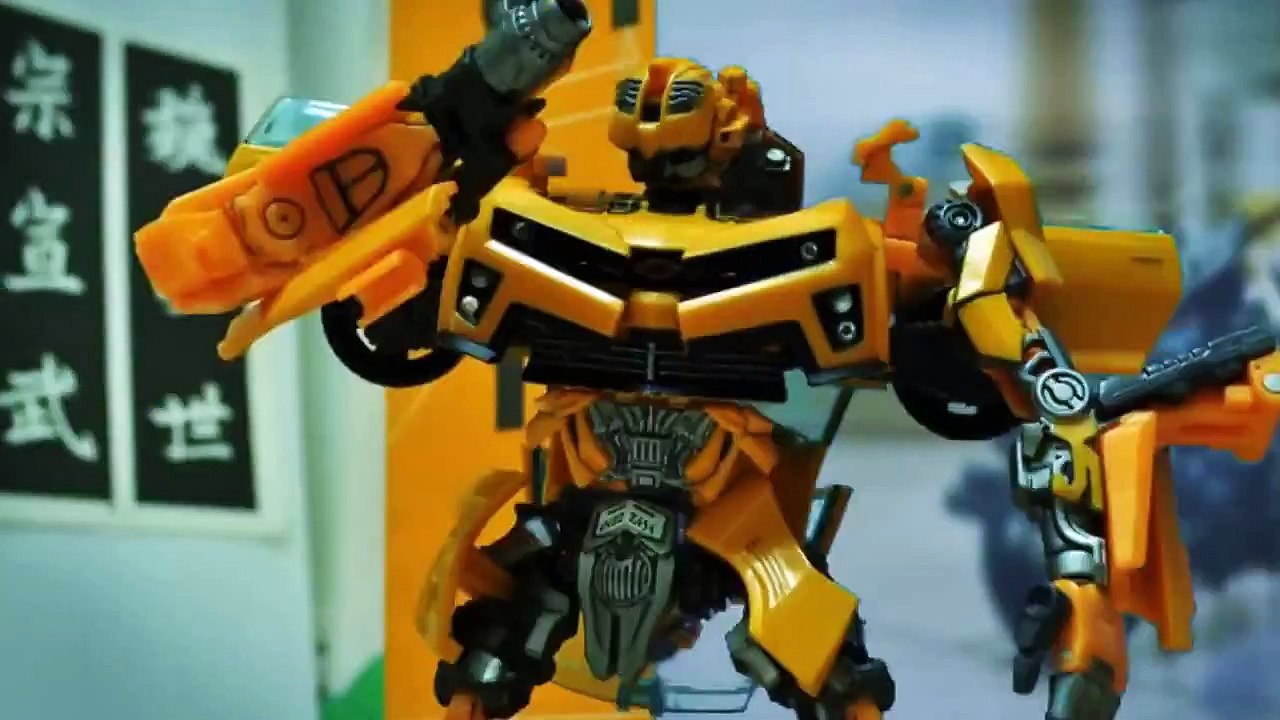 Transformers Stop Motion Bumble Bee VS Barricade - video Dailymotion