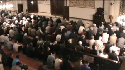 Gençler Sabah Namazında Buluşuyor