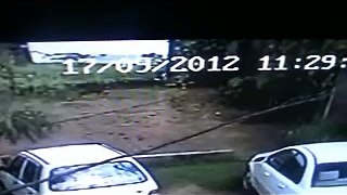 Rape Attempt On Girl Caught On Camera - videoshoop.com