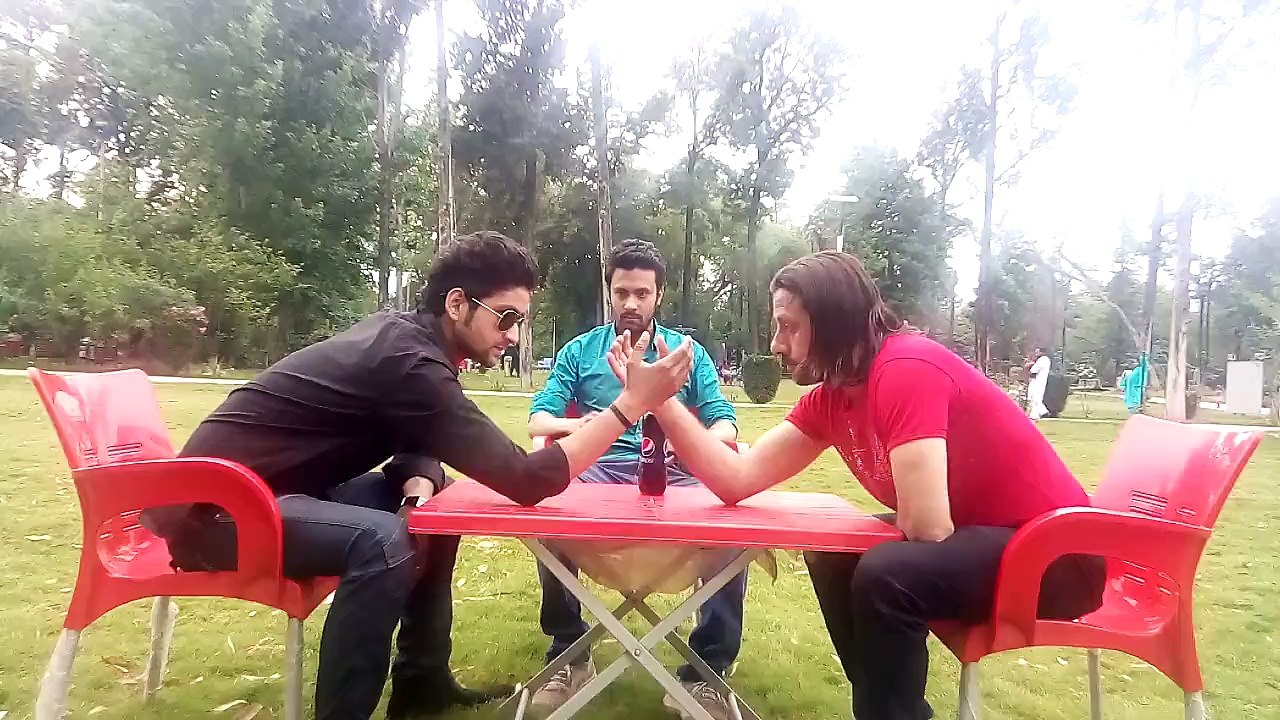 frnds 4ever yeh dosti