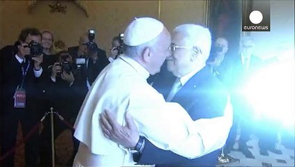 Βατικανό: Θερμή υποδοχή του Παλαιστίνιου ηγέτη από τον Ποντίφικα