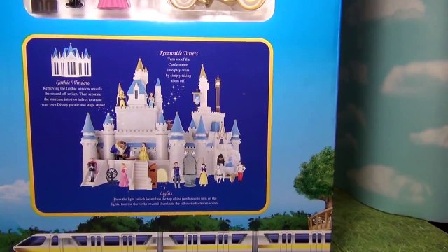 CINDERELLA CASTLE Play Set Walt Disney World Toy Playset with Cinderella + Belle