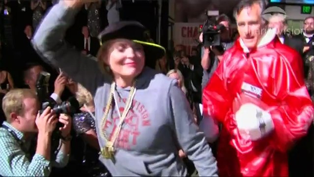 Mitt Romney enfile les gants de boxe face à l'ex-champion Evander Holyfield