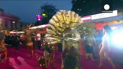 El mayor evento filántropico de Europa inunda Viena de oro contra el Sida