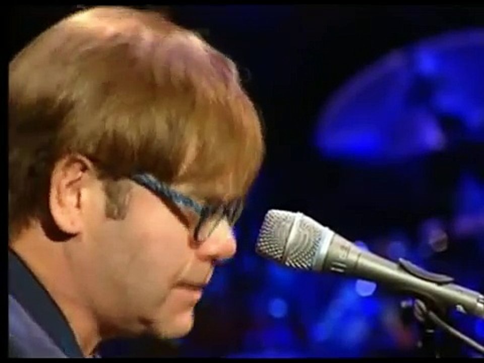 Elton John  -   Dont let the sun go down on me live