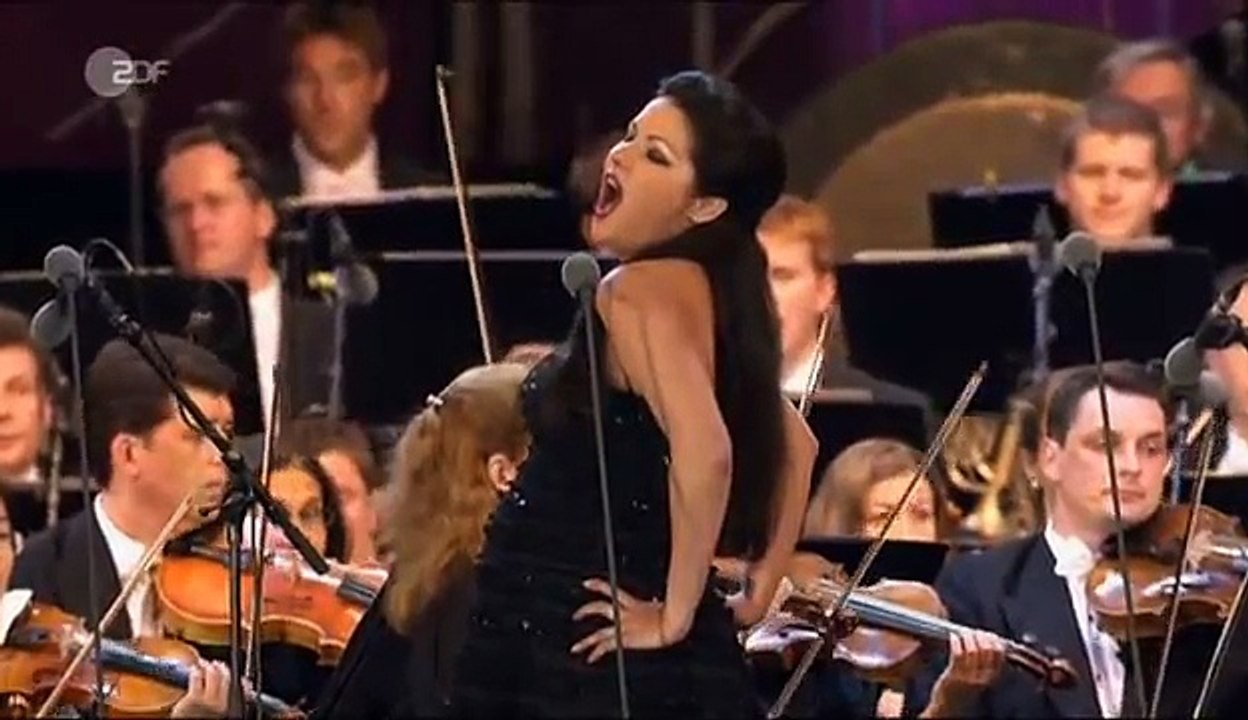 Anna Netrebko -Les Filles de Cadix- by Delibes