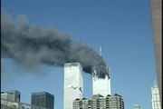 Attentats 11 septembre 2001 WTC 9/11 - Second impact (P*A*X-TV: W*P*I*X Dub #3/Clip 03 ralenti)