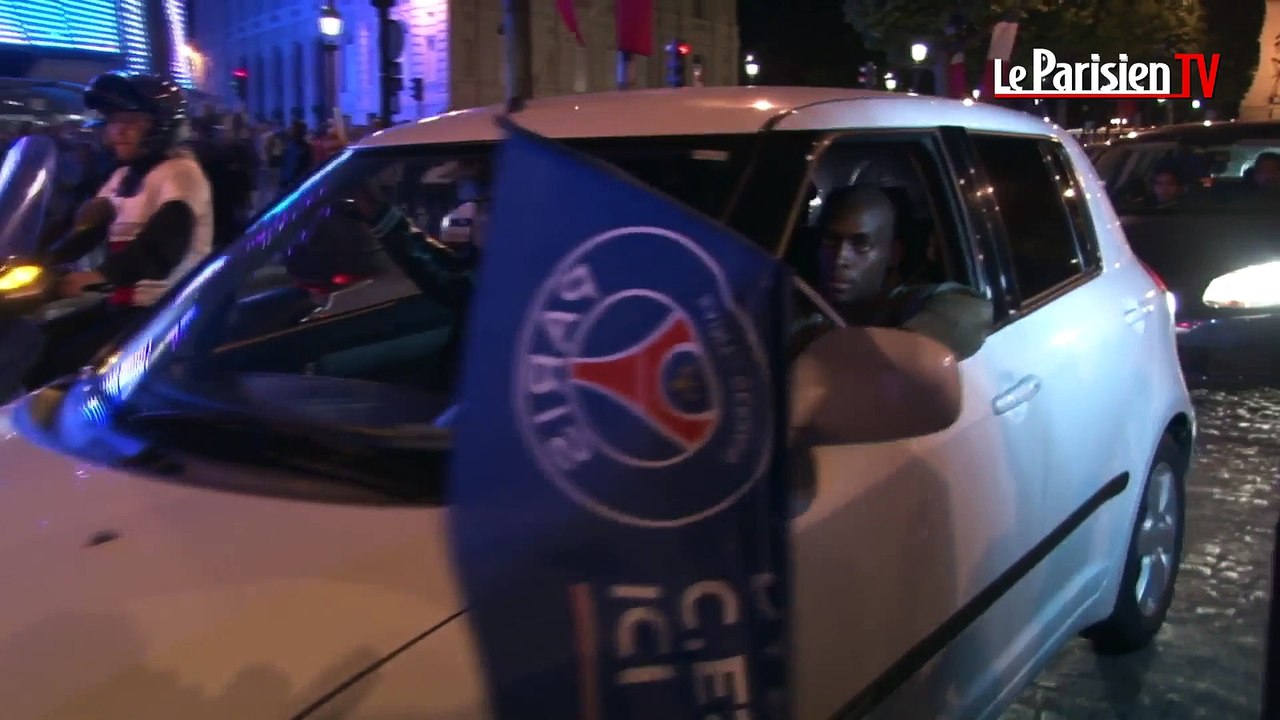 Le titre du PSG fêté sur les Champs-Elysées