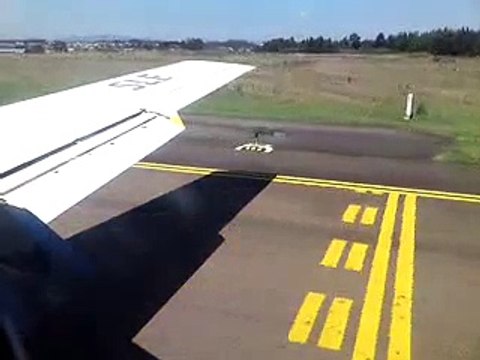 Decolagem Avião Passaredo - Curitiba / Ribeirão Preto