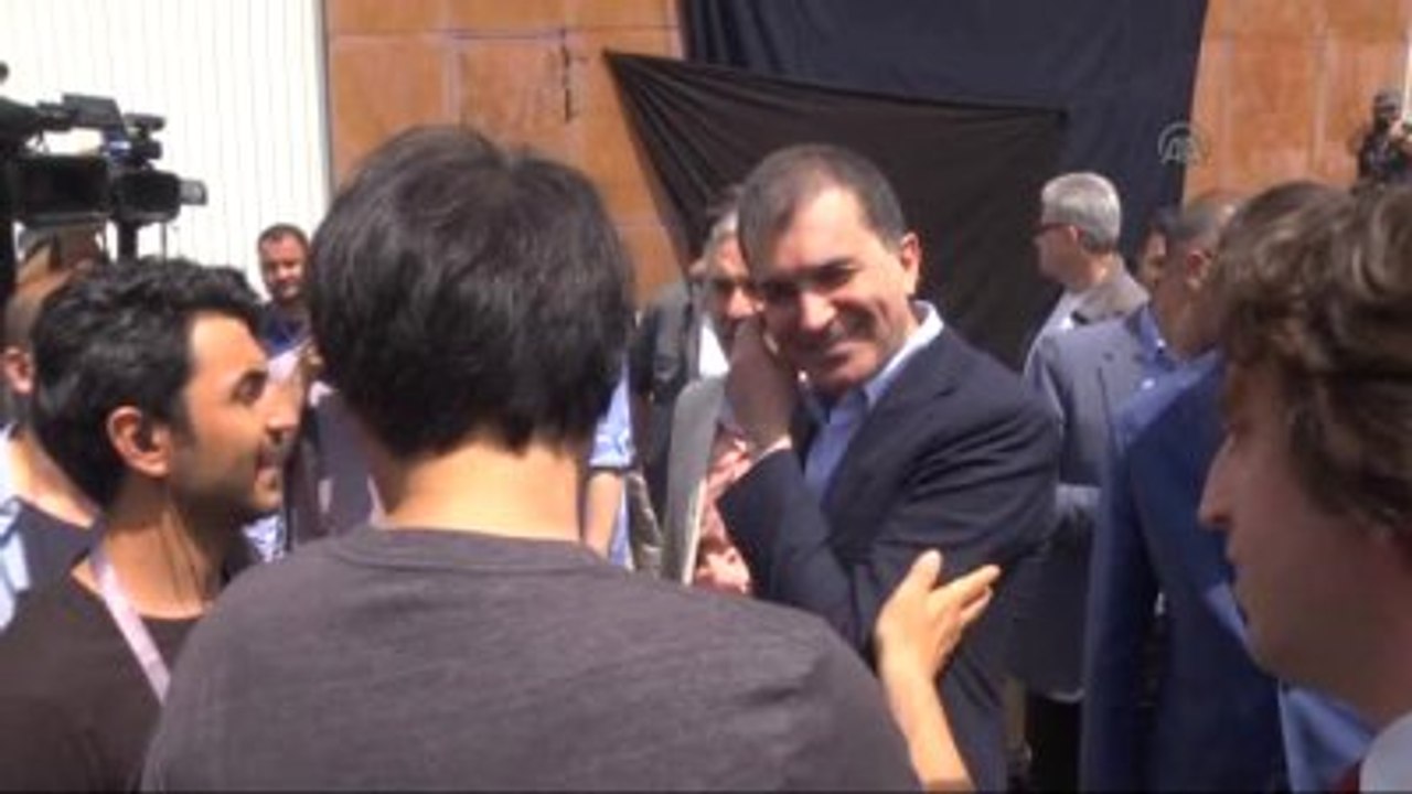 Kültür ve Turizm Bakanı Çelik, "Ertuğrul" Filminin Setini Ziyaret Etti