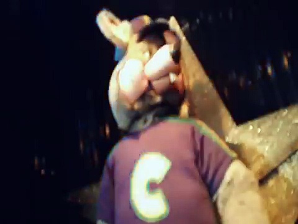 Black Man Angry At Chuck E Cheese @siggas