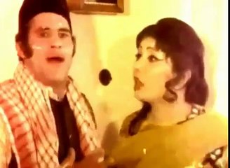 Munawar Zareef as Funny Romantic Mirza with Sahiban (Funnies