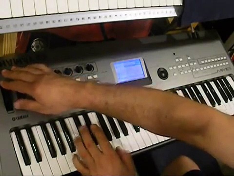 Axel F , Popcorn Played On Keyboard video Dailymotion