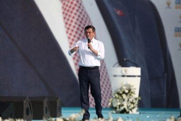 Başbakan Davutoğlu'ndan İstanbul'a Şehir Parkı ve Şehir Ormanı Müjdesi